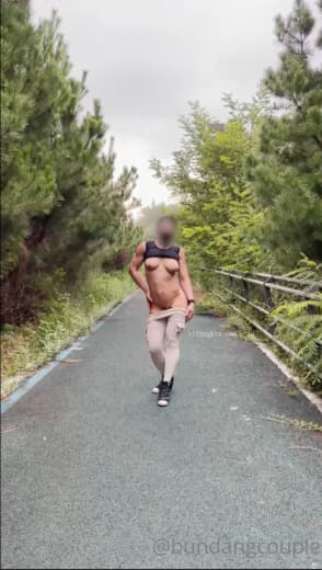 【2024-01-31】Sex with manager in the van